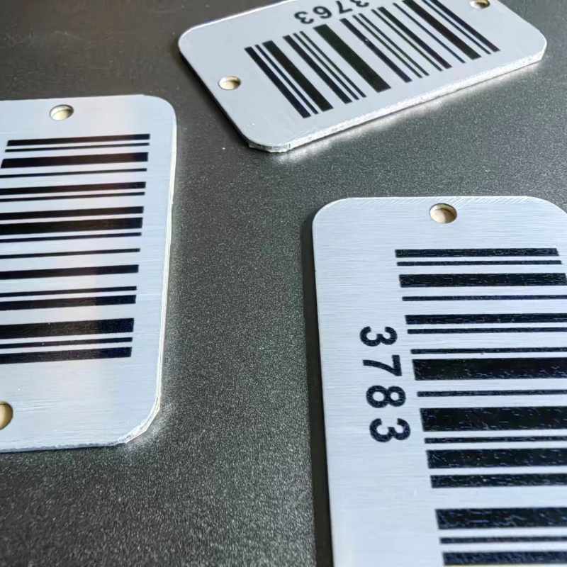氧化铝金属条码标牌/耐高温150度金属条码标签/渗透氧化金属条码